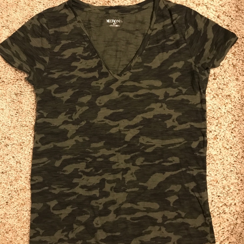 Camo tee